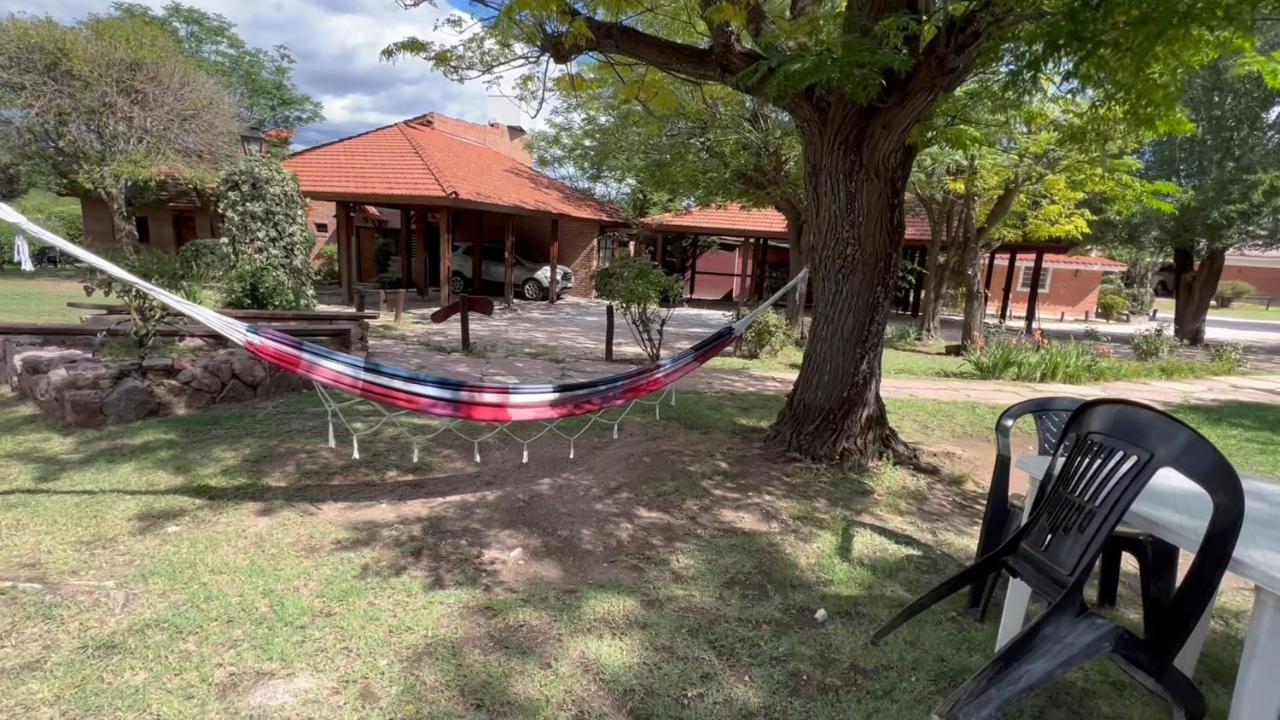Cabanas Agua Que Brilla Mina Clavero Exterior foto