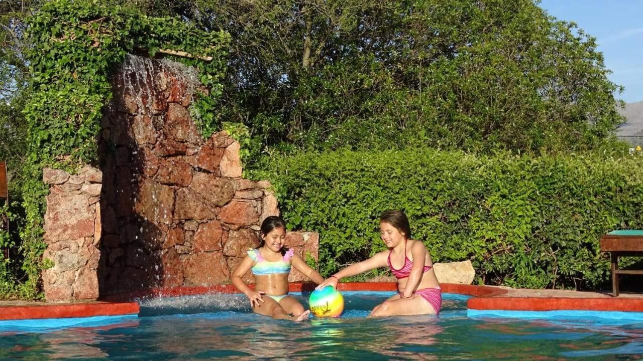 Cabanas Agua Que Brilla Mina Clavero Exterior foto